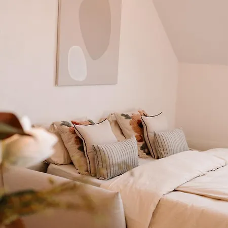 New Design Top-class Next To The Castle-free Parking-terrace *