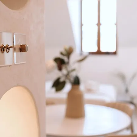 New Design Top-class Next To The Castle-free Parking-terrace Apartment *