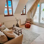New Design Top-class Next To The Castle-free Parking-terrace Appartement Bratislava
