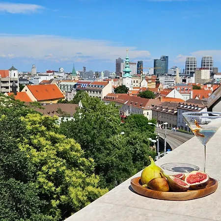 New Design Top-class Next To The Castle-free Parking-terrace Bratislava